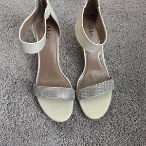 Style Co Phillyis Two-Piece Evening San White Sparkle 9W